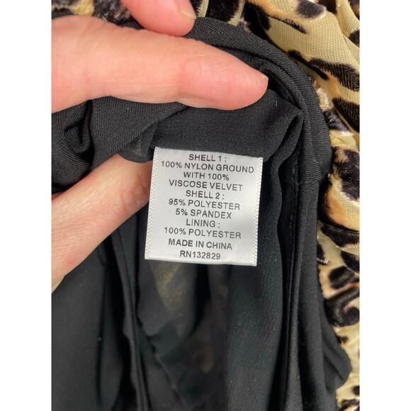 House of Harlow 1960 x Revolve Velvet Leopard Long Sleeve Off Shoulder Bodysuit - Picture 13 of 15